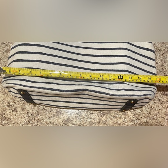 Lauren Ralph Lauren handbag - Picture 7 of 10